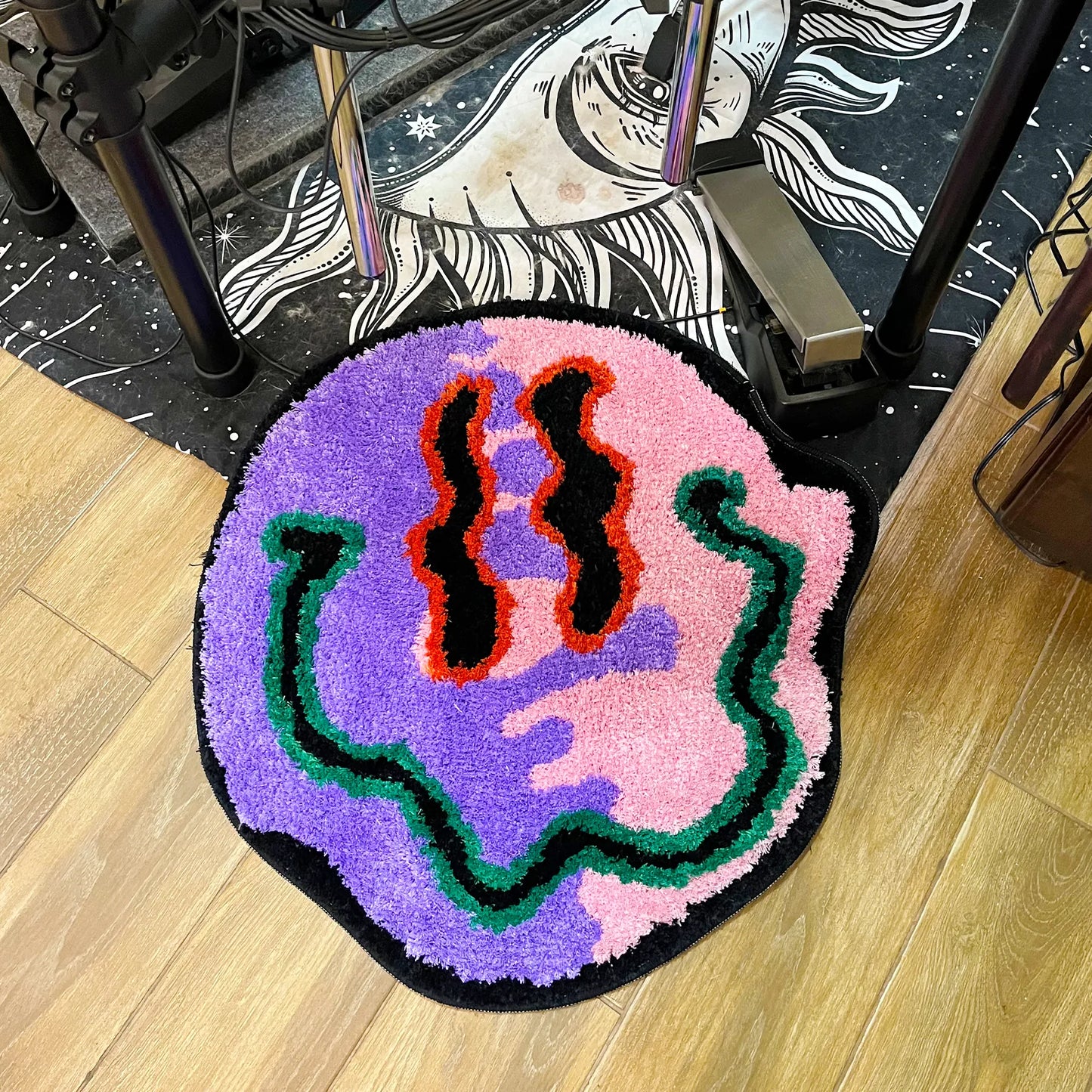 Trippy Smiling Face Fluffy Tufted Carpet (Pink/Purple) - My Store