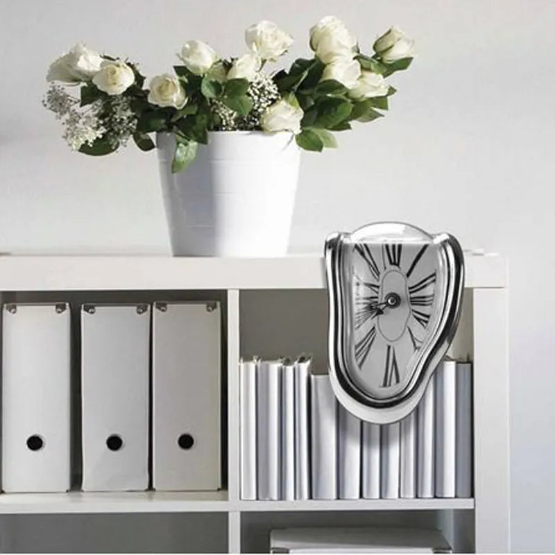 Melting Clock (White) - My Store